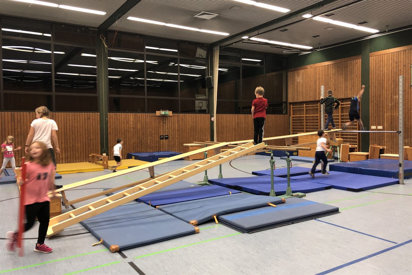 Eltern-Kind-Turnen